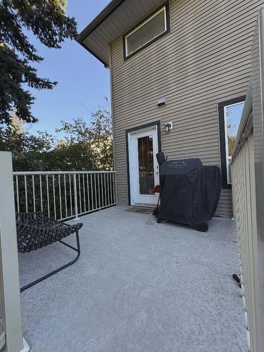 1-1605 43 Avenue, Vernon, BC - Outdoor With Exterior