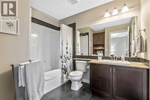 56, 351 Monteith Drive Se, High River, AB - Indoor Photo Showing Bathroom