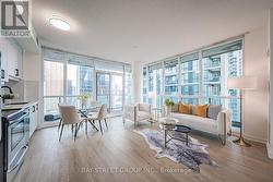 2704 - 33 BAY STREET  Toronto, ON M5J 2Z3