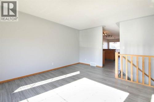 33 Duckering Close, Red Deer, AB - Indoor Photo Showing Other Room