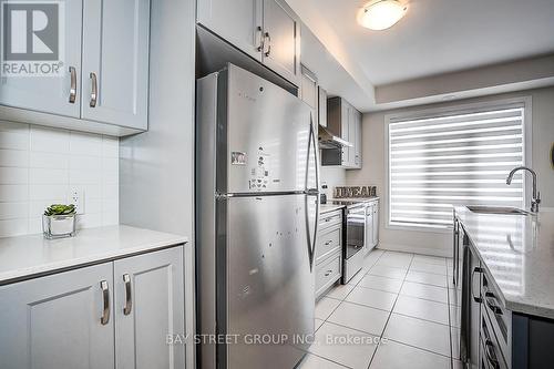 19 Morrison Crescent, Whitby, ON - Indoor Photo Showing Kitchen With Stainless Steel Kitchen