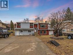 522 3rd Avenue  Rivervale, BC V1R 4V4