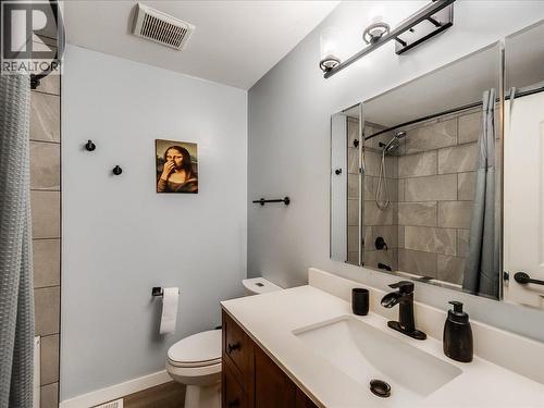522 3Rd Avenue, Rivervale, BC - Indoor Photo Showing Bathroom