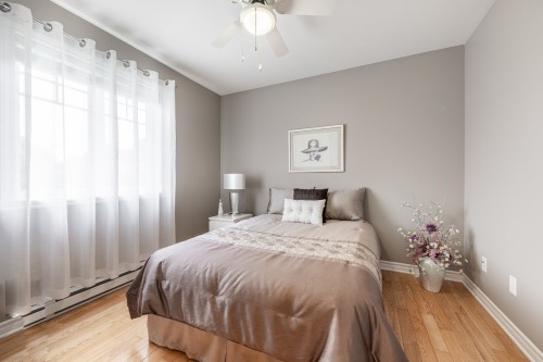 Chambre à coucher - 24 Ch. Des Patriotes E., Saint-Jean-Sur-Richelieu, QC - Indoor Photo Showing Bedroom