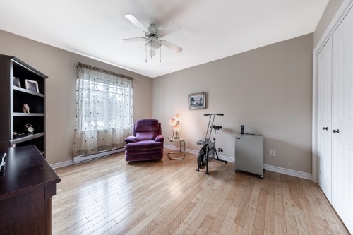 Chambre à coucher - 24 Ch. Des Patriotes E., Saint-Jean-Sur-Richelieu, QC - Indoor