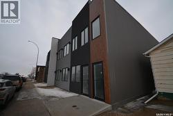 A 1143 Winnipeg STREET  Regina, SK S4R 1J5