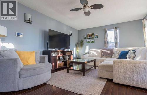 Living Rm - 502 5 Avenue, Wainwright, AB - Indoor Photo Showing Living Room