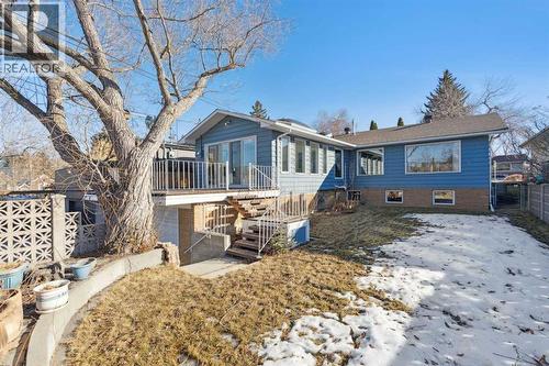 34 Rosery Drive Nw, Calgary, AB - Outdoor