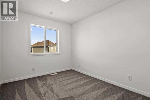 640 Masters Road Se, Calgary, AB - Indoor Photo Showing Other Room