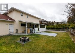 covered and partially closed patio - 