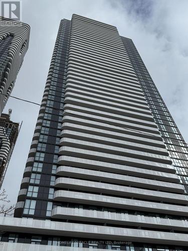 915 - 195 COMMERCE STREET  Vaughan, ON L4K 0P9