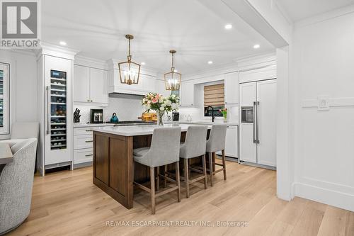 1390 Halifax Place, Burlington, ON - Indoor