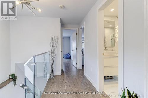 709 Greycedar Crescent, Mississauga, ON - Indoor Photo Showing Other Room