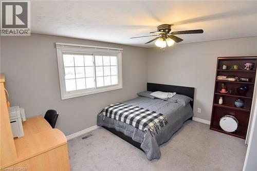 65 Rolston Drive, Hamilton, ON - Indoor Photo Showing Bedroom