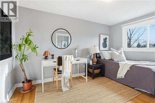 65 Rolston Drive, Hamilton, ON - Indoor Photo Showing Bedroom