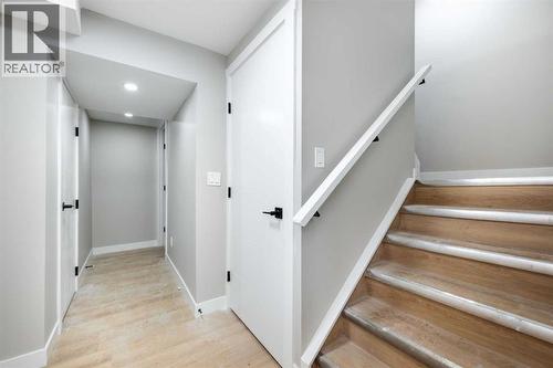 7616 27 Street Se, Calgary, AB - Indoor Photo Showing Other Room