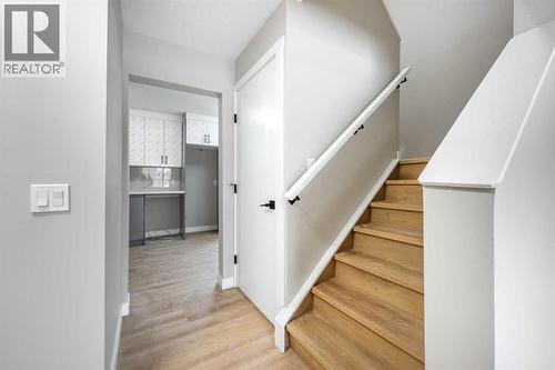 7616 27 Street Se, Calgary, AB - Indoor Photo Showing Other Room