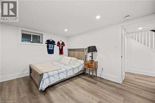 1390 Halifax Place, Burlington, ON - Indoor Photo Showing Bedroom