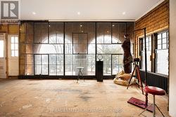 3025 QUEEN STREET E Toronto, ON M1N 1A5