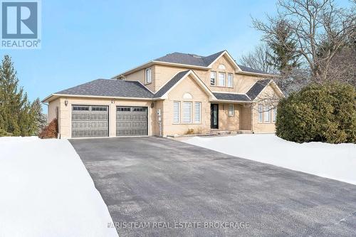 7 GOLFVIEW BOULEVARD  Bradford West Gwillimbury, ON L3Z 2A6