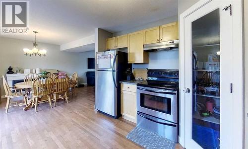 #1, 6615 5Th Avenue, Edson, AB - Indoor Photo Showing Kitchen