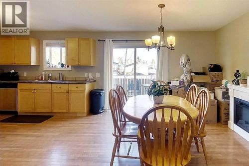 #1, 6615 5Th Avenue, Edson, AB - Indoor Photo Showing Dining Room