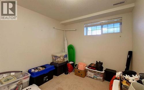 #1, 6615 5Th Avenue, Edson, AB - Indoor Photo Showing Other Room