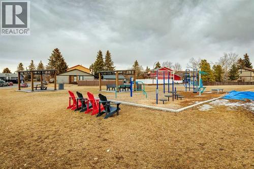 119 Whiteridge Place Ne, Calgary, AB - Outdoor