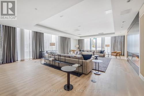 901 - 225 Veterans Drive, Brampton, ON - Indoor Photo Showing Living Room