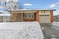 16 FOLLETT COURT  Ajax, ON L1S 2W1