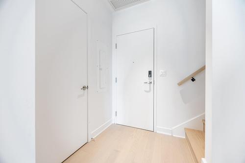 Hall d'entrée/Vestibule - 103-505 Rue De L'Escale, Brossard, QC - Indoor Photo Showing Other Room