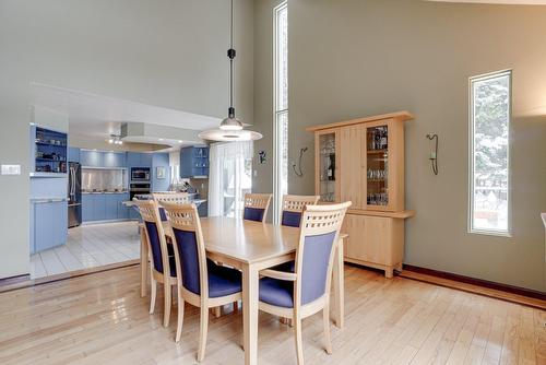 Dining room - 227 Ch. Millette, Lac-Des-Seize-Îles, QC - Indoor Photo Showing Dining Room