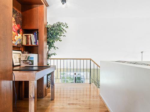 Mezzanine - 227 Ch. Millette, Lac-Des-Seize-Îles, QC -  Photo Showing Other Room