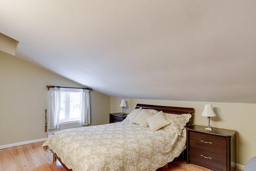Bedroom - 227 Ch. Millette, Lac-Des-Seize-Îles, QC - Indoor Photo Showing Bedroom