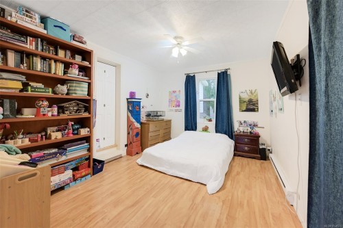 2035 Herd Rd, Duncan, BC 