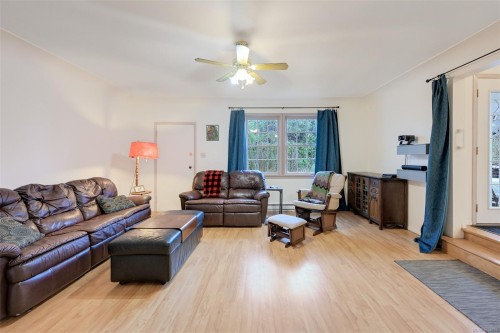 2035 Herd Rd, Duncan, BC 