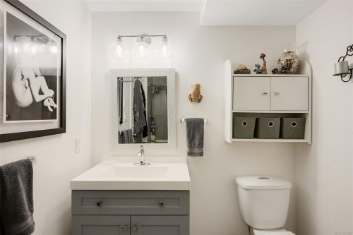 2035 Herd Rd, Duncan, BC 