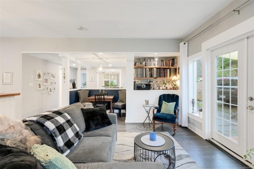 2035 Herd Rd, Duncan, BC 