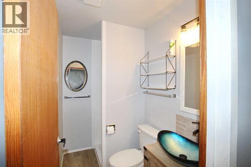 97 Cunningham Crescent, Red Deer, AB - Indoor Photo Showing Bathroom