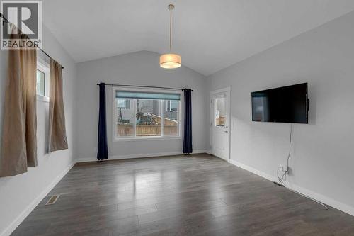 Open living space - 137 Willow Park N, Cochrane, AB - Indoor