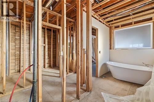 14 Athlone Road, Cambridge, ON - Indoor