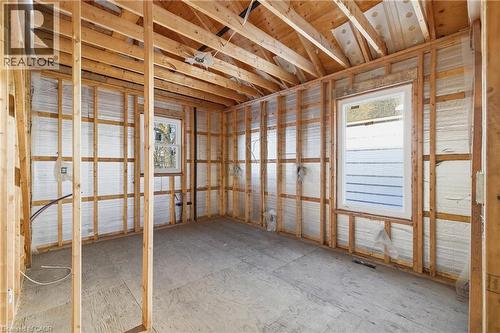 14 Athlone Road, Cambridge, ON - Indoor Photo Showing Other Room