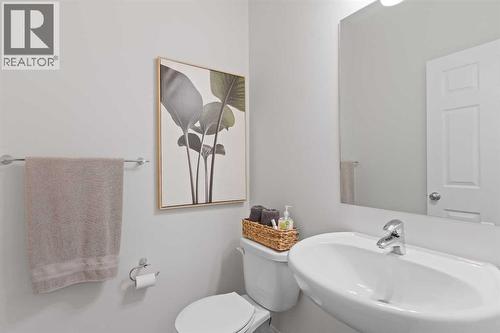 169 Buckskin Way, Cochrane, AB - Indoor Photo Showing Bathroom