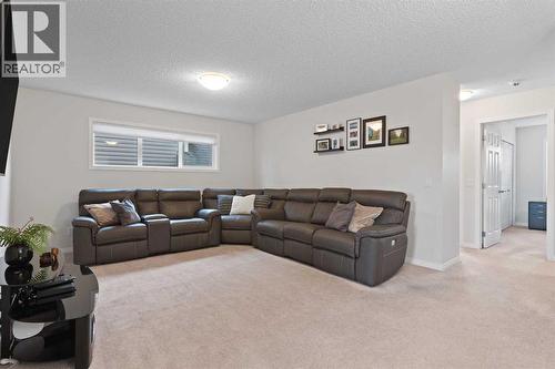 169 Buckskin Way, Cochrane, AB - Indoor Photo Showing Living Room