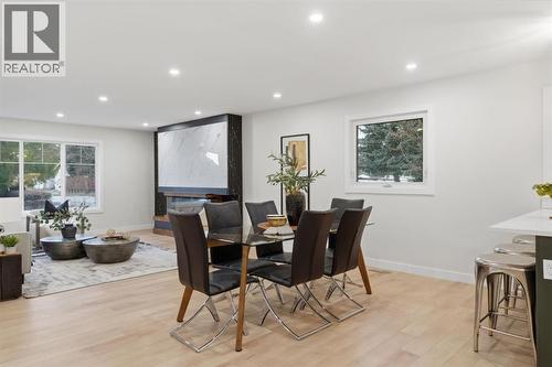 11039 Brae Road Sw, Calgary, AB - Indoor Photo Showing Dining Room