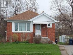 MAIN - 211 ELLINGTON DRIVE  Toronto, ON M1R 3Y2