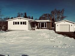 10 Don-Gordon Street  Glace Bay, NS B1A 6A2