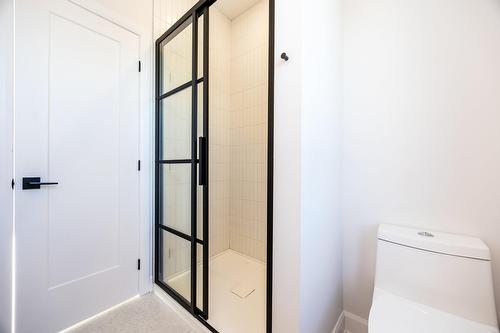 Salle de bains - 111 Av. Des Chênes, Candiac, QC 