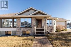 6371 Cedar Way  Innisfail, AB T4G 0A4