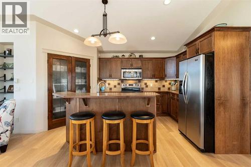 6371 Cedar Way, Innisfail, AB - Indoor Photo Showing Kitchen